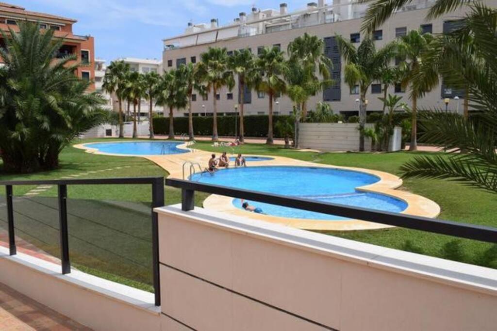 Hogar Brisa De Las Marinas Acogedor Apartamento Con Amplia Terraza Y Acceso Directo A Las Piscinas-Comfortable Apartment With Spacious Terrace And Direct Pool Access Dénia Exterior foto